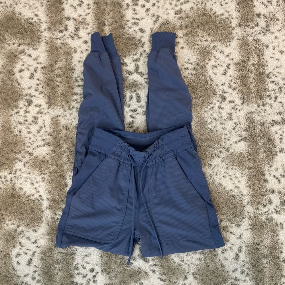 Lululemon Beyond the Studio Jogger Water Drop